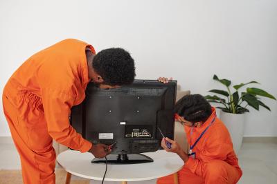 Looking for Reliable TV Repair in Mississauga? Call Our Experts Today!